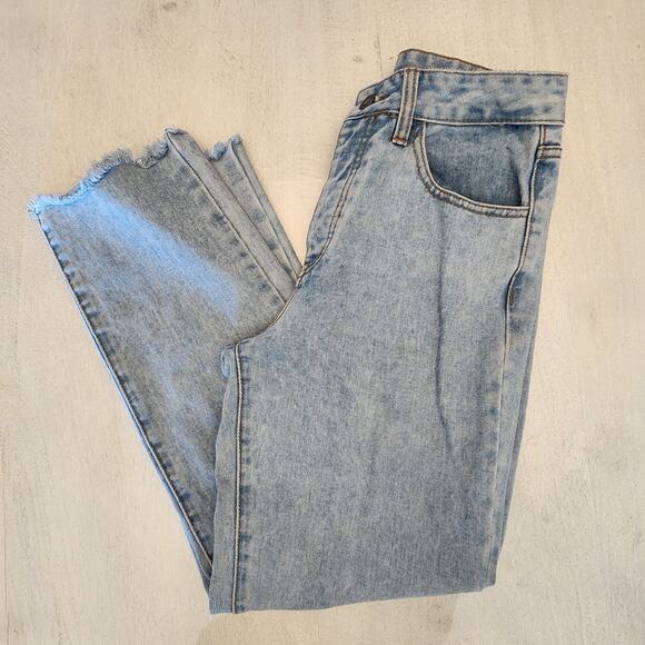 J. Galt Denim - John Galt Brandy Melville Denim Jeans SZ Medium Raw Hem Light Wash